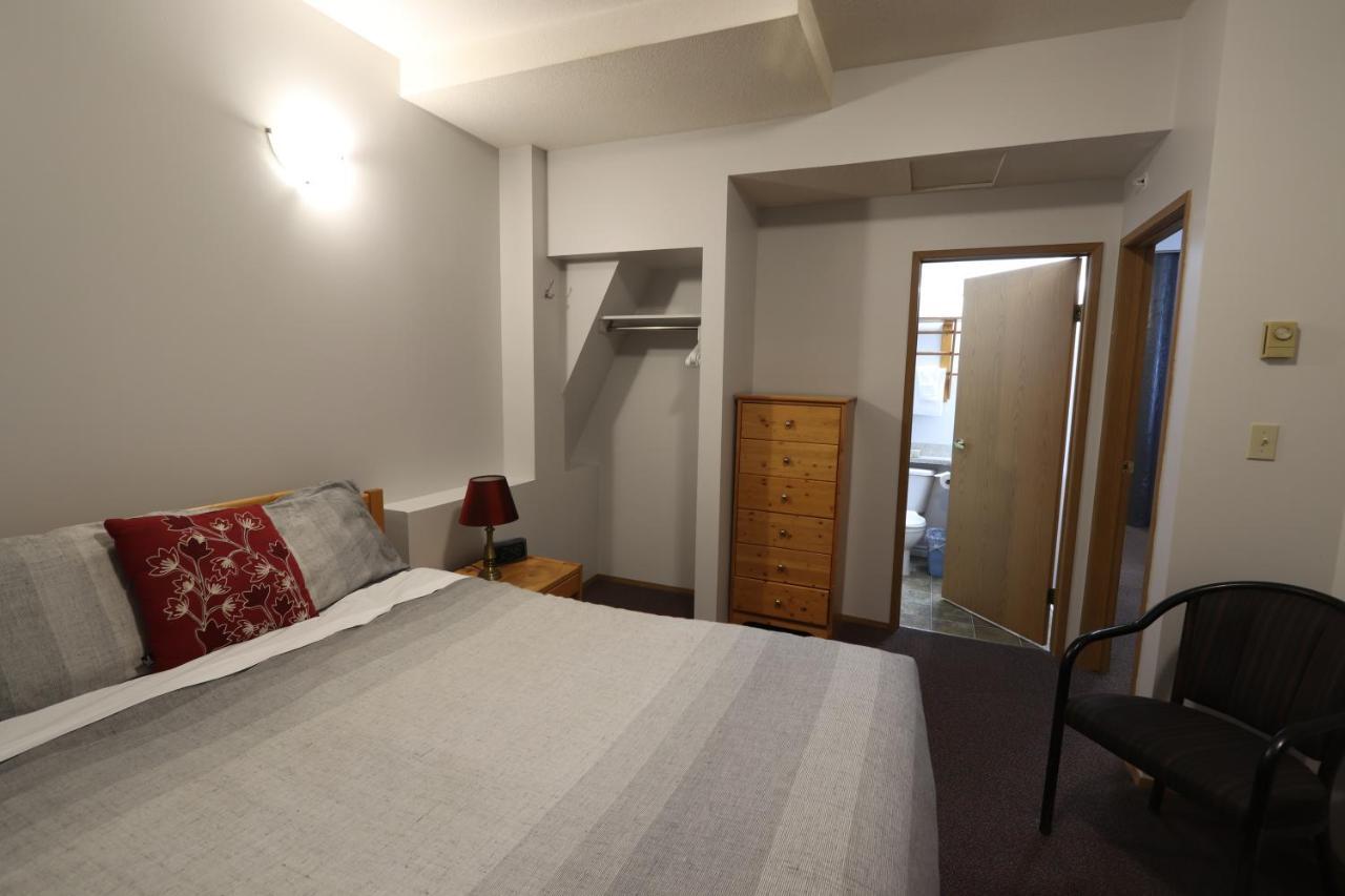 The Pinnacles Suites & Townhomes Silver Star Εξωτερικό φωτογραφία