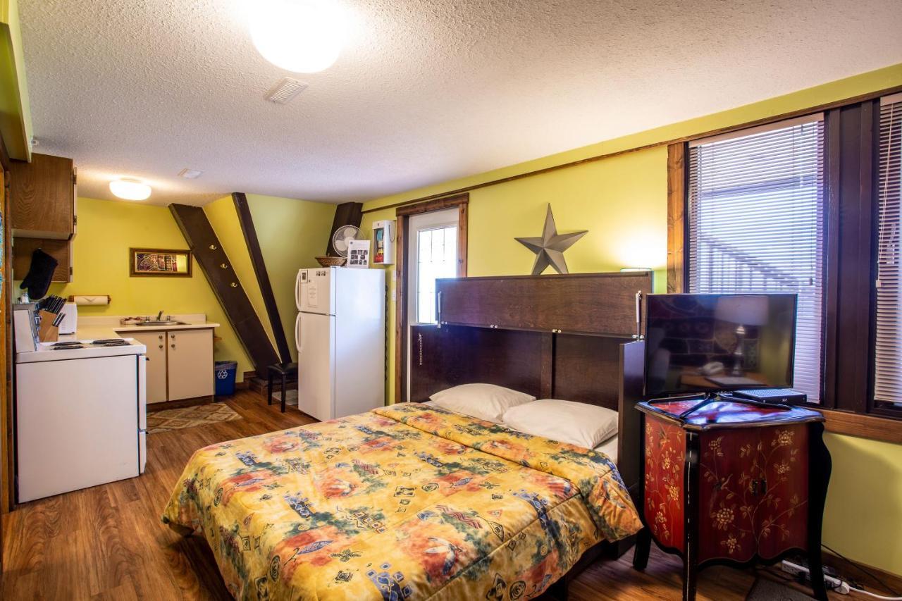 The Pinnacles Suites & Townhomes Silver Star Εξωτερικό φωτογραφία