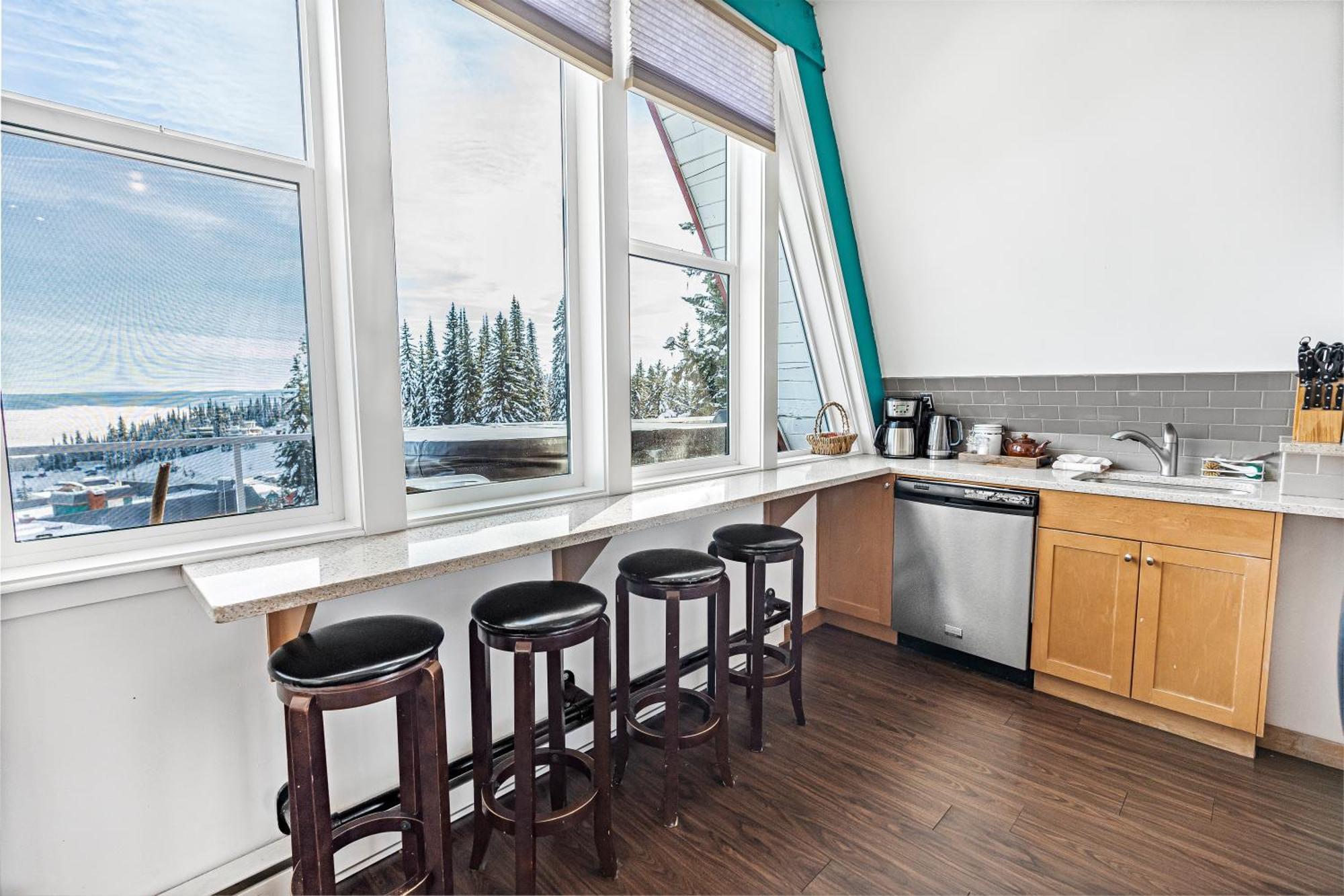 The Pinnacles Suites & Townhomes Silver Star Εξωτερικό φωτογραφία